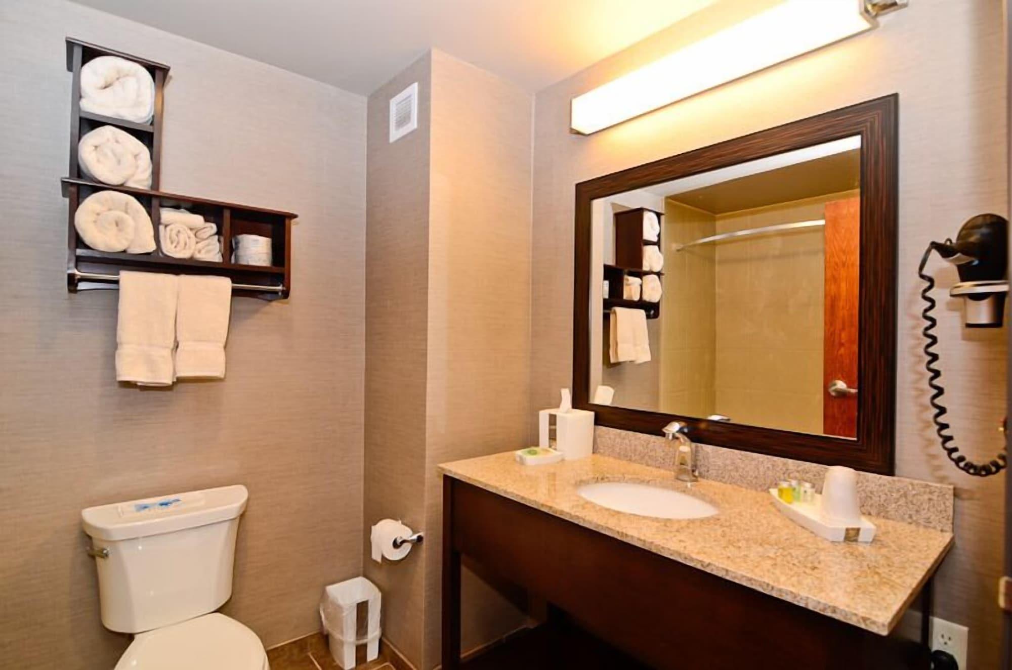 Sonesta Essential Minot Hotel Exterior foto
