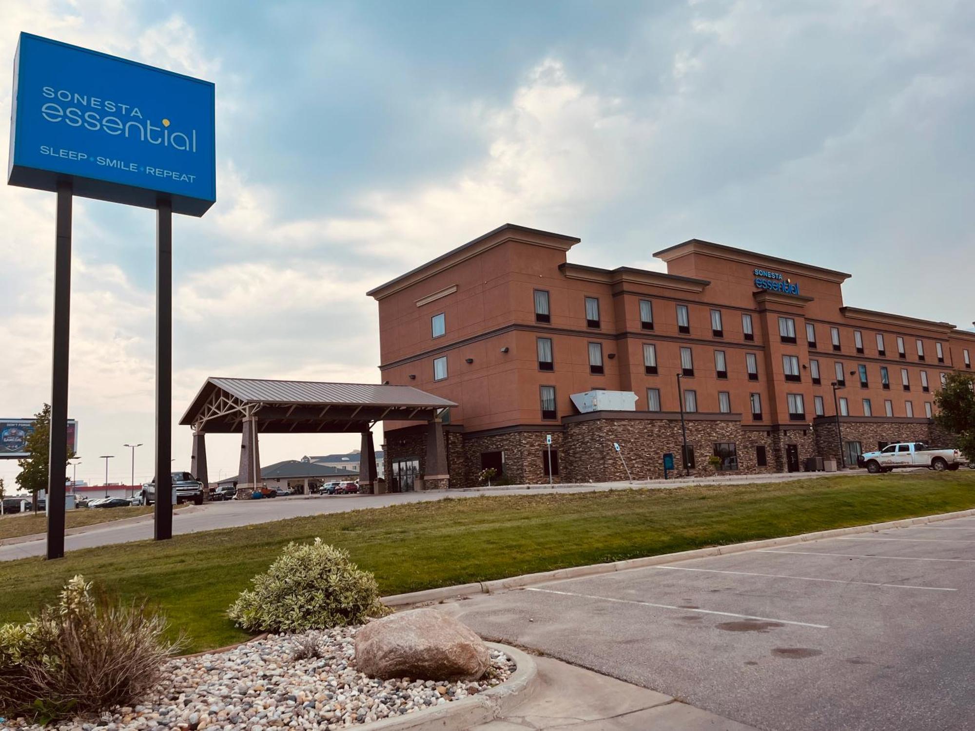 Sonesta Essential Minot Hotel Exterior foto